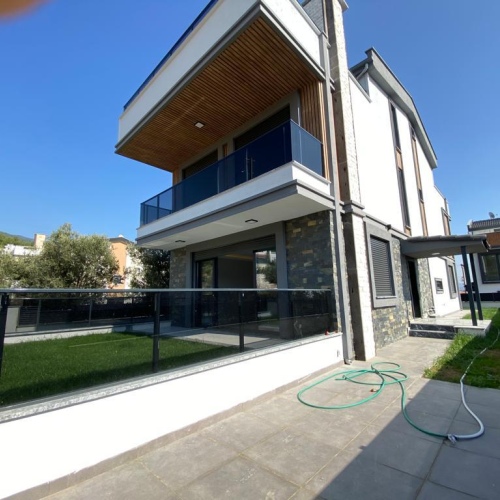 GÜRE MEVKİİNDE EŞSİZ KAZDAĞLARI MANZARALI 3+1 TRIPLEX