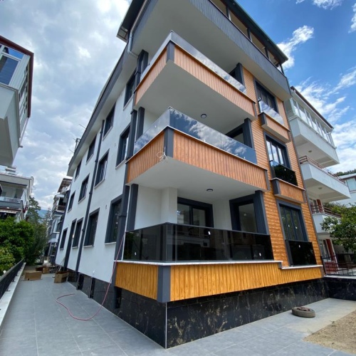 ALTINOLUK MERKEZ ANAYOLUN ALTINDA 1+1 SIFIR DAİRELER