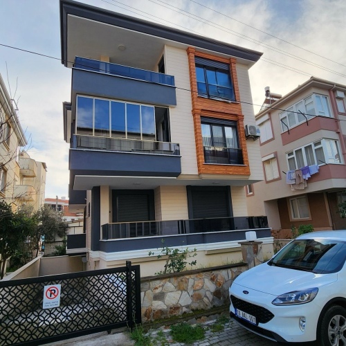 ALTINOLUK MERKEZDE 2+1 AYRI MUTFAK OTOPARKLI SIFIR DAİRE