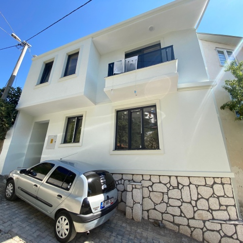 ALTINOLUK KÖY MEVKİİNDE 2+1 AYRI MUTFAK DAİRE