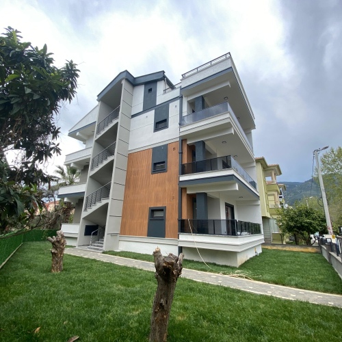 ALTINOLUKTA DENİZE YAKIN 2+1 GİRİŞ KAT DAİRE