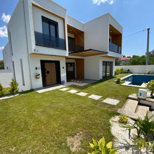 GÜRE DE MÜSTAKİL HAVUZLU LUX VİLLAMIZ